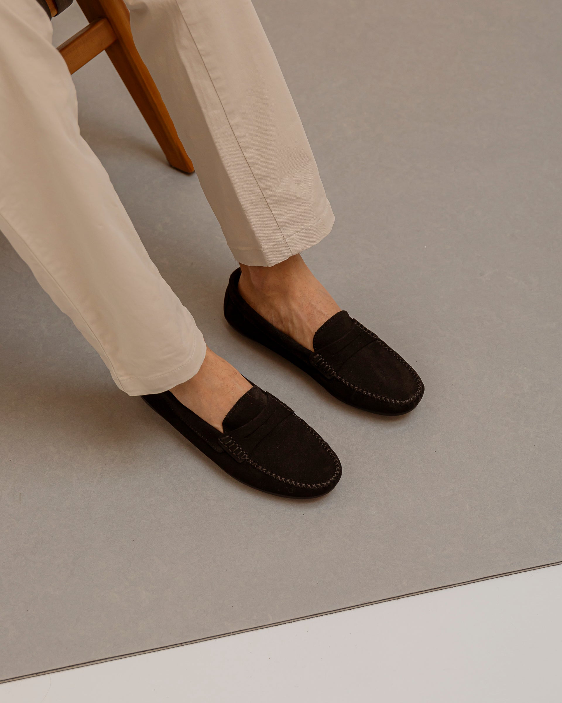 Mocasines ante negro