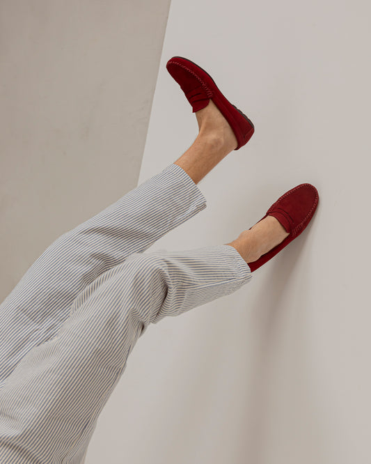 Mocasines ante burdeos