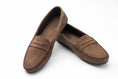 Load image into Gallery viewer, Toasted brown suede loafers

