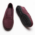 Load image into Gallery viewer, Wine suede loafers
